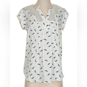 Daniel Rainn Bird Print Cap (short) Sleeve Blouse